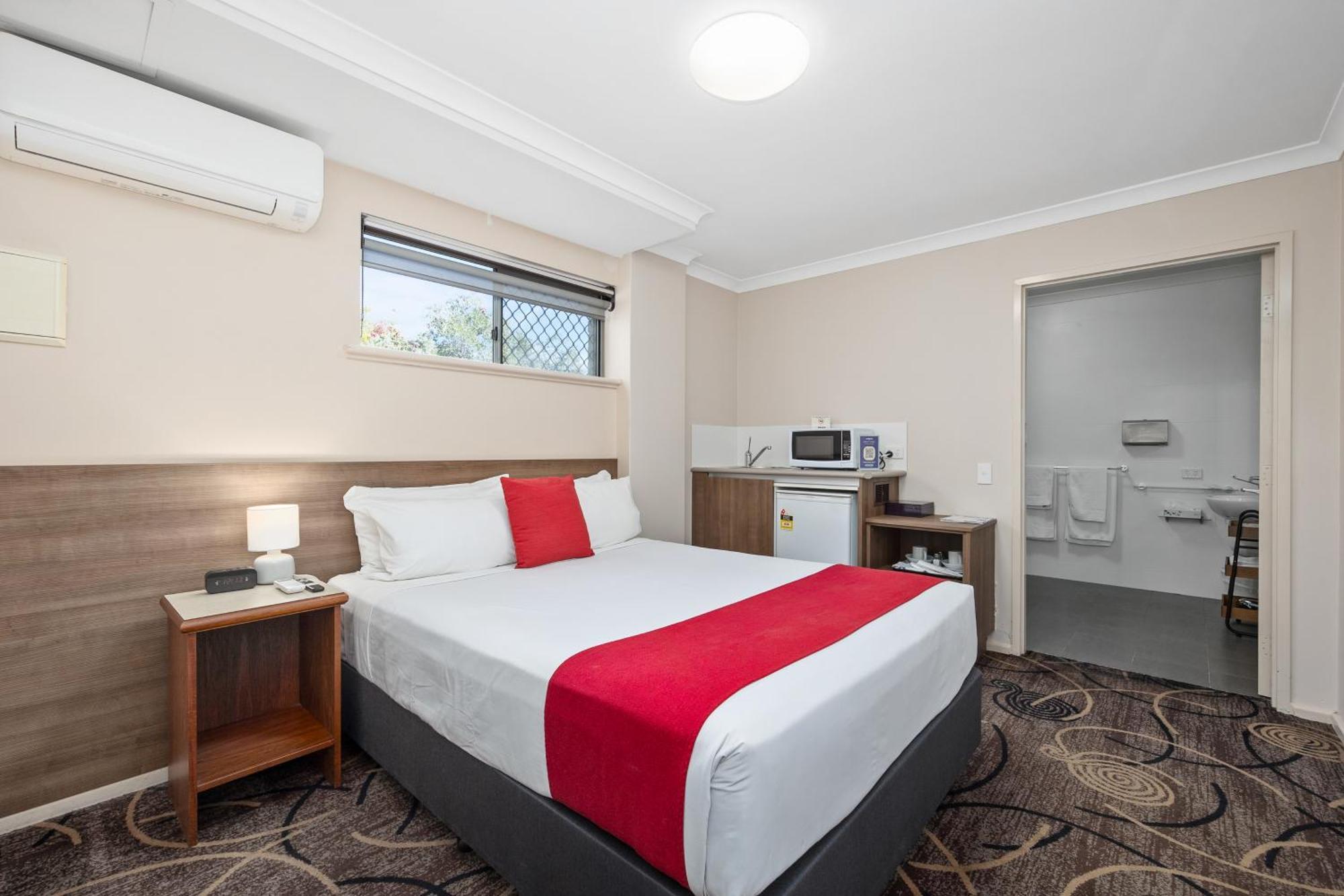 Quality Hotel Bayswater Perth Exterior photo